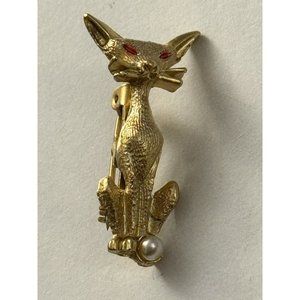 Vintage Gold Colored Pin Cat With Eyes D8
